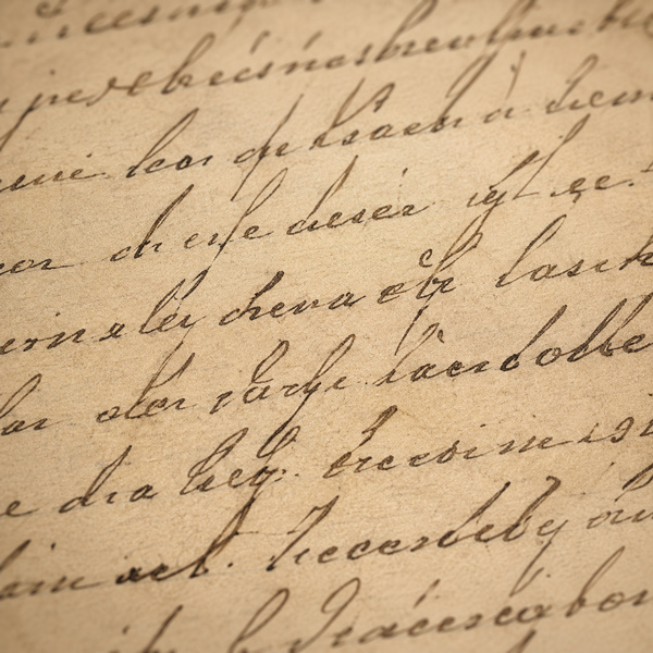 Manuscrit — une trace rendue lisible et durable